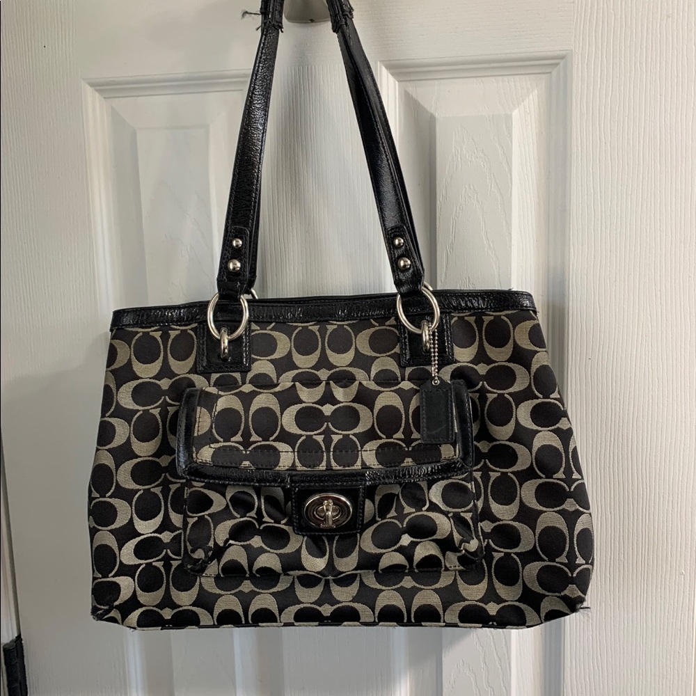 Coach purse and wallet